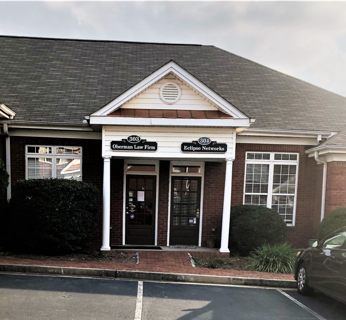 327 Dahlonega Street Unit 303 A/B Cumming, GA. 30040⬅ Bagley