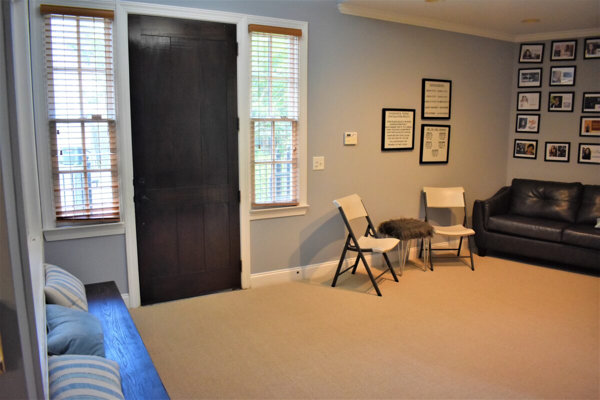 5930 Odell Street Approx. 1561 SF Double Suite ⬅ Bagley Commercial