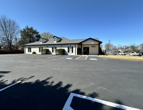 303 Pirkle Ferry Road Cumming, GA. 30040 – Stand alone medical building for lease!