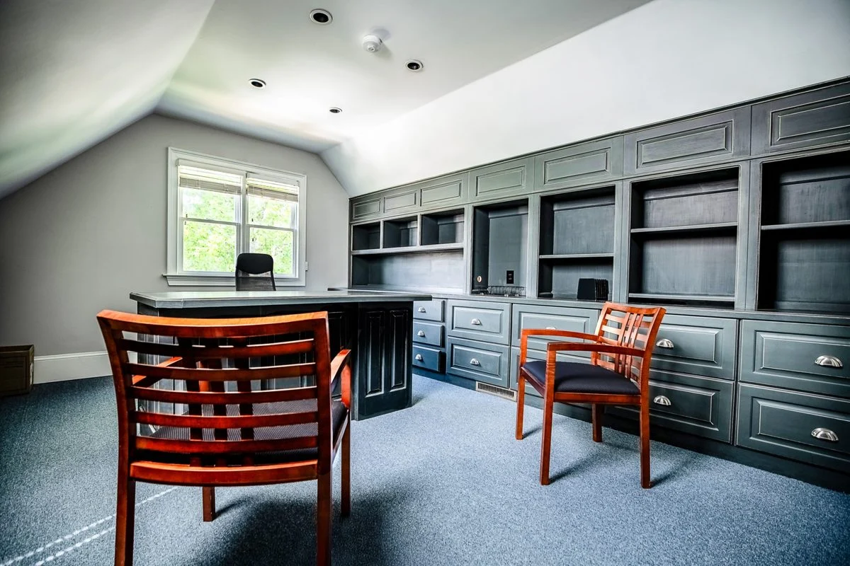 building-for-sale-cumming-ga-5920-OdellSt-12pmv001-2048×1365