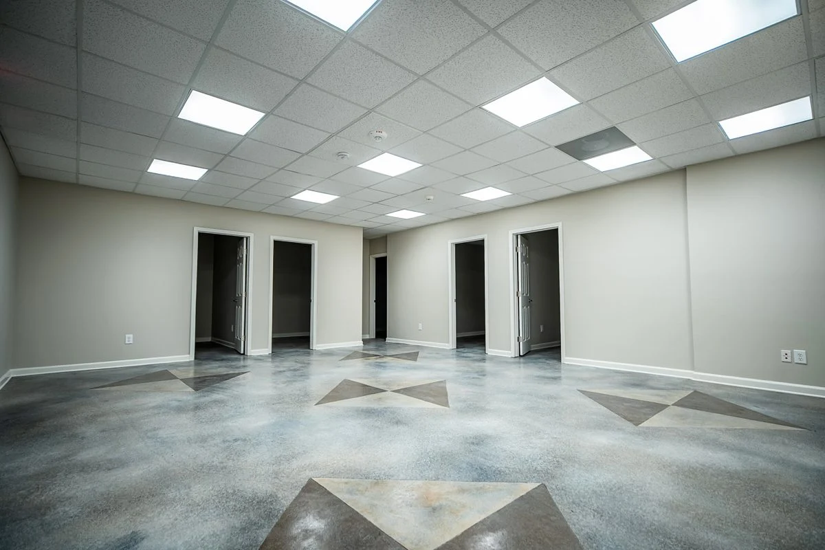 building-for-sale-cumming-ga-5920-OdellSt-1pmv001-2048×1365
