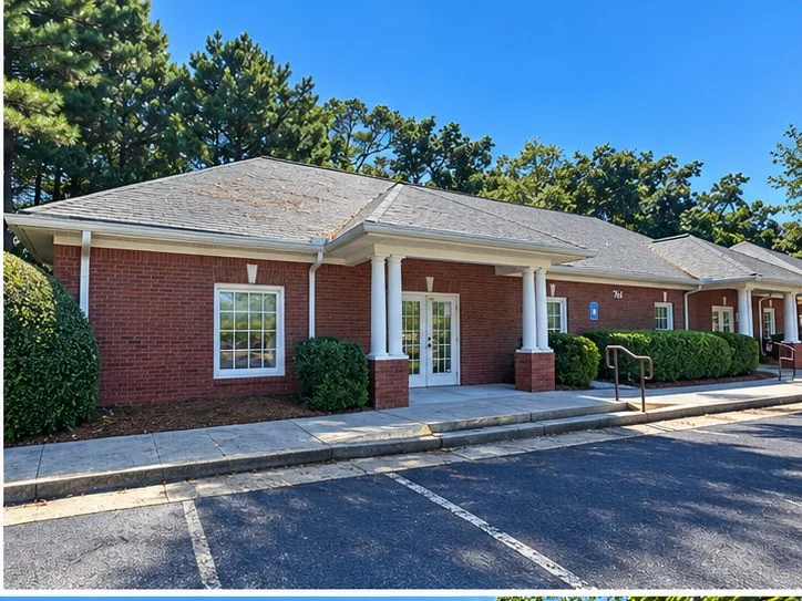 761 Peachtree Pkwy Cumming GA. 30041